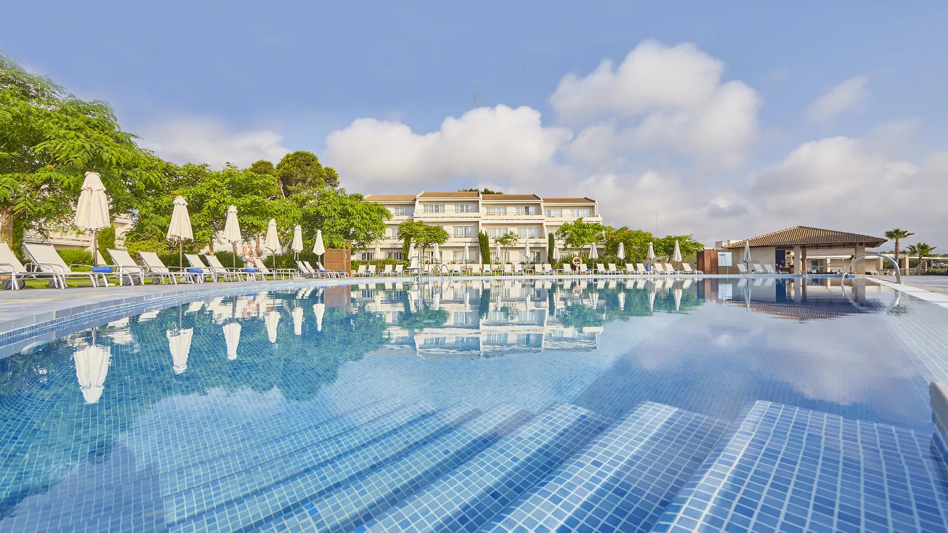 Ikos Porto Petro Hotel Portopetro